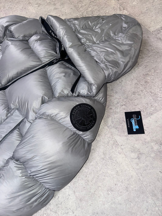 CANADA GOOSE BLACK BADGE CROFTON PUFFER ‘SILVER’ LARGE