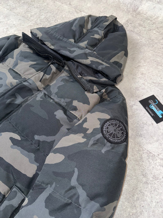 CANADA GOOSE MACMILLAN BLACK BADGE 'CAMO' SMALL
