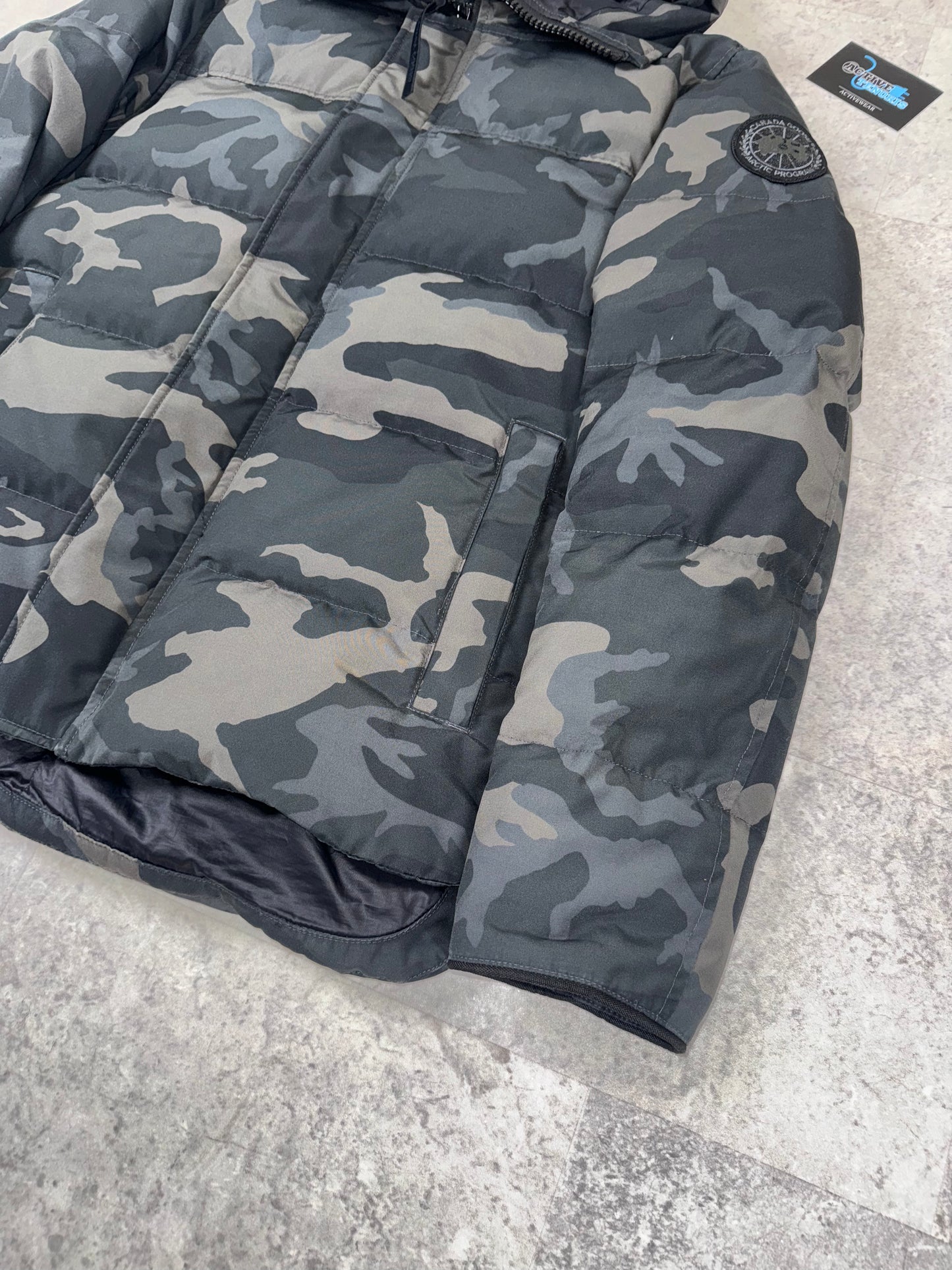 CANADA GOOSE MACMILLAN BLACK BADGE 'CAMO' SMALL