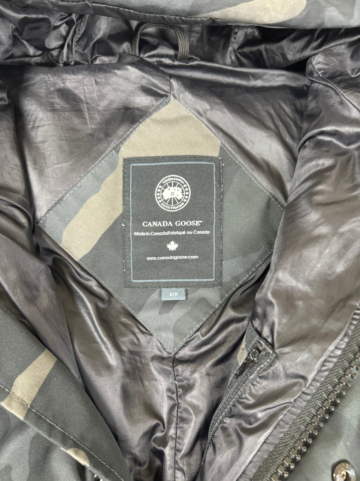 CANADA GOOSE MACMILLAN BLACK BADGE 'CAMO' SMALL